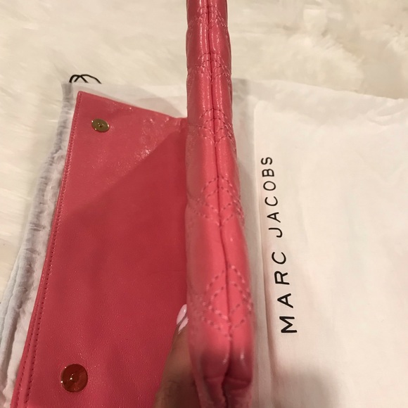 ✨💕 Vintage Marc Jacob Eugenie Clutch - Picture 4 of 7